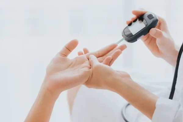 How are type 1 diabetes and type 2 diabetes different?